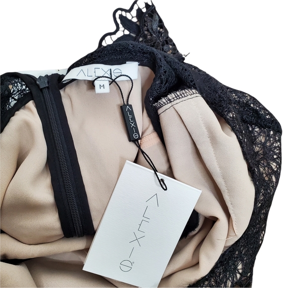 ALEXIS 'Izu' Romper Black Long Sleeve Sequence Lace Romper Size Medium NWT - Picture 16 of 16